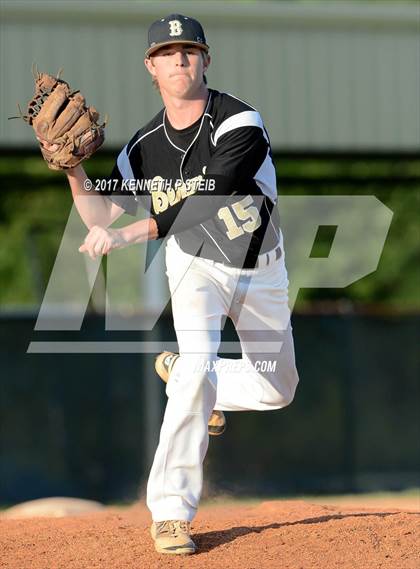 Thumbnail 3 in Berwick vs. Buckeye (LHSAA 3A Quarterfinal) photogallery.