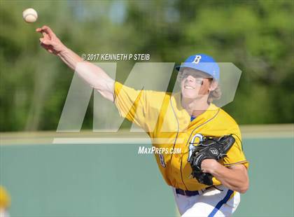 Thumbnail 3 in Berwick vs. Buckeye (LHSAA 3A Quarterfinal) photogallery.