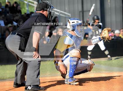 Thumbnail 3 in Berwick vs. Buckeye (LHSAA 3A Quarterfinal) photogallery.