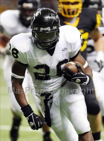 Thumbnail 3 in Steele vs. East Central (Texas Football Classic) photogallery.