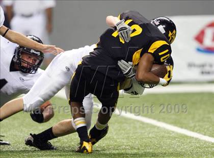 Thumbnail 2 in Steele vs. East Central (Texas Football Classic) photogallery.