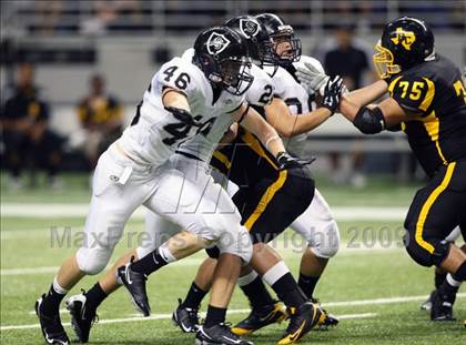 Thumbnail 1 in Steele vs. East Central (Texas Football Classic) photogallery.