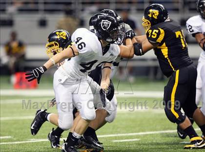 Thumbnail 3 in Steele vs. East Central (Texas Football Classic) photogallery.