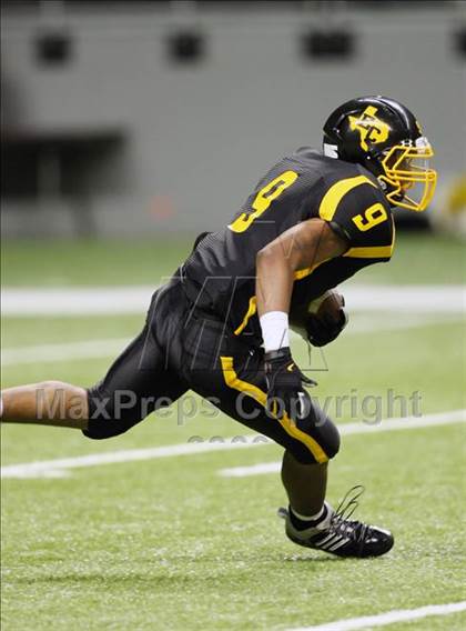 Thumbnail 3 in Steele vs. East Central (Texas Football Classic) photogallery.