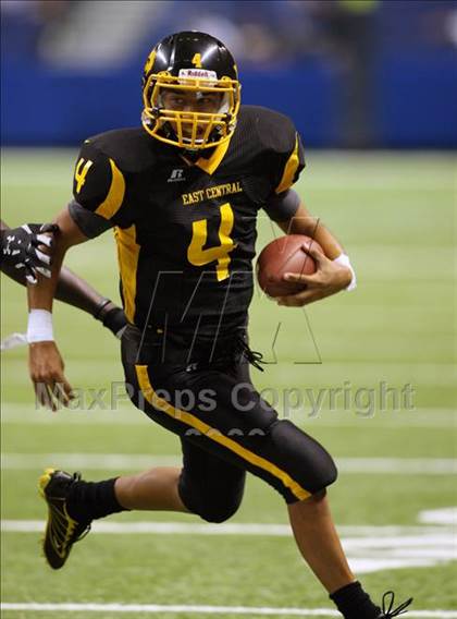 Thumbnail 3 in Steele vs. East Central (Texas Football Classic) photogallery.