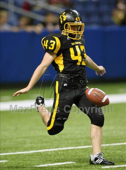 Thumbnail 2 in Steele vs. East Central (Texas Football Classic) photogallery.