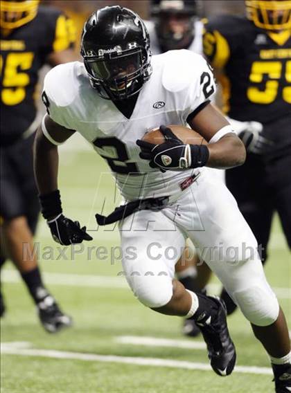 Thumbnail 1 in Steele vs. East Central (Texas Football Classic) photogallery.