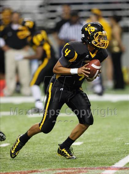 Thumbnail 2 in Steele vs. East Central (Texas Football Classic) photogallery.