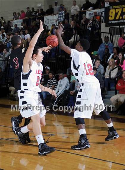 Thumbnail 3 in Columbia vs. Decatur photogallery.