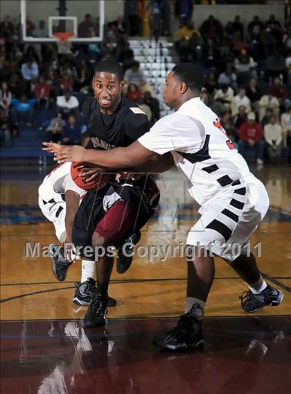 Thumbnail 2 in Columbia vs. Decatur photogallery.