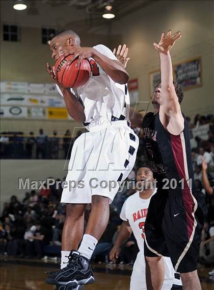 Thumbnail 3 in Columbia vs. Decatur photogallery.