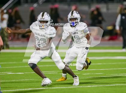 Thumbnail 3 in Garland @ Wylie East photogallery.