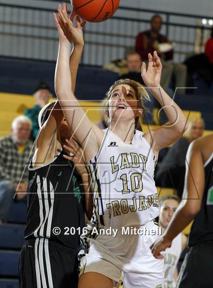 Thumbnail 2 in East Hamilton @ Soddy Daisy photogallery.