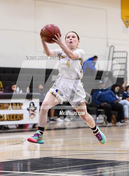 Thumbnail 1 in Madison vs. Grossmont photogallery.