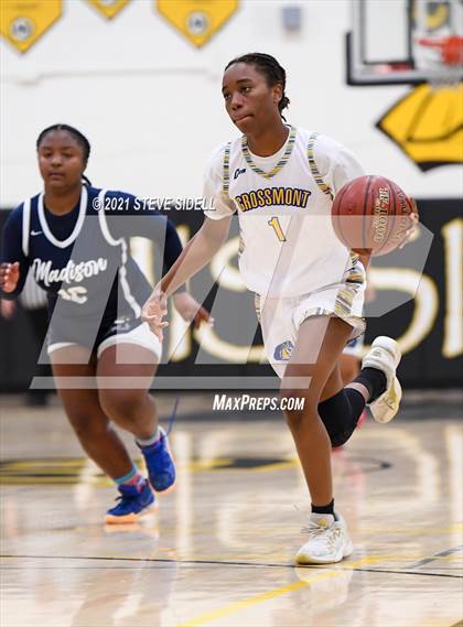 Thumbnail 3 in Madison vs. Grossmont photogallery.