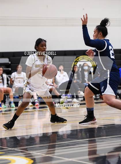 Thumbnail 2 in Madison vs. Grossmont photogallery.