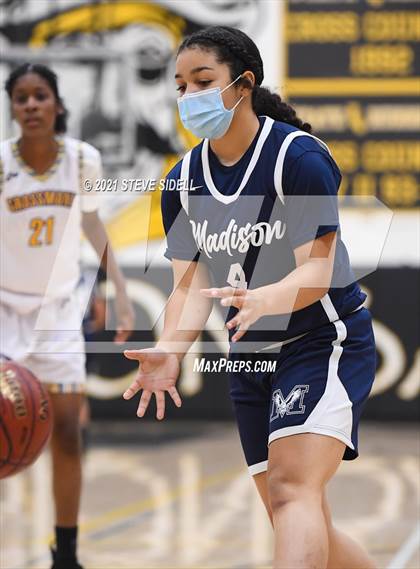 Thumbnail 3 in Madison vs. Grossmont photogallery.