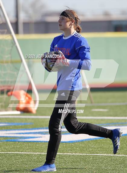 Thumbnail 2 in San Angelo Central vs. Churchill photogallery.