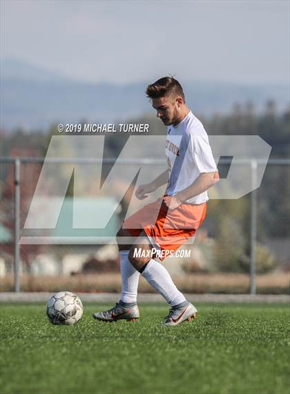 Thumbnail 3 in Priest River vs St. Maries (District Playoff) photogallery.
