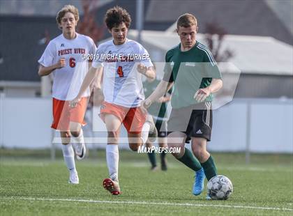 Thumbnail 3 in Priest River vs St. Maries (District Playoff) photogallery.