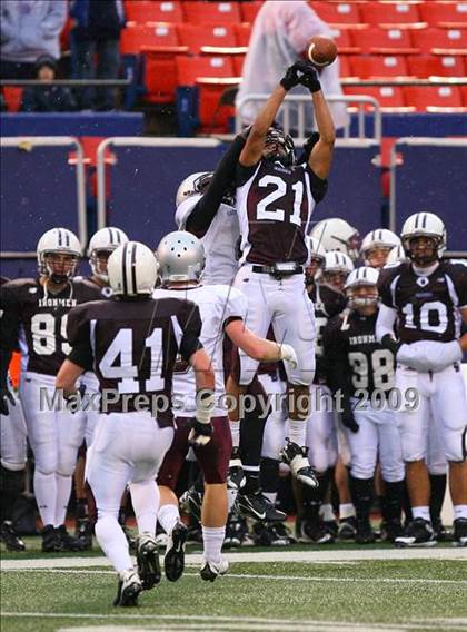 Thumbnail 3 in St. Peter's vs. Don Bosco (NJSIAA Non-Public Group 4 Final) photogallery.
