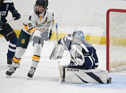 Thumbnail 1 in Wethersfield @ Simsbury (CCC Norh Semifinal) photogallery.