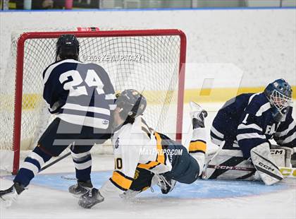 Thumbnail 1 in Wethersfield @ Simsbury (CCC Norh Semifinal) photogallery.