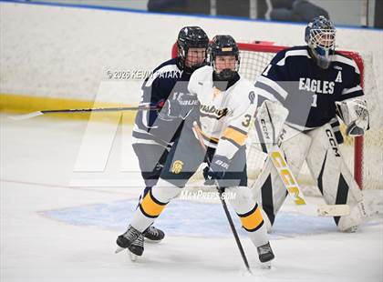 Thumbnail 1 in Wethersfield @ Simsbury (CCC Norh Semifinal) photogallery.