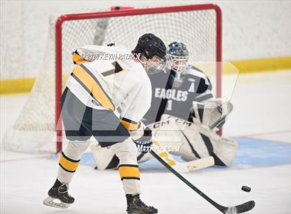 Thumbnail 1 in Wethersfield @ Simsbury (CCC Norh Semifinal) photogallery.