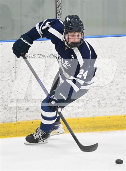 Thumbnail 2 in Wethersfield @ Simsbury (CCC Norh Semifinal) photogallery.