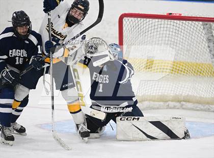 Thumbnail 3 in Wethersfield @ Simsbury (CCC Norh Semifinal) photogallery.
