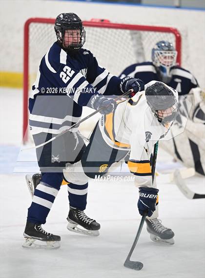 Thumbnail 2 in Wethersfield @ Simsbury (CCC Norh Semifinal) photogallery.