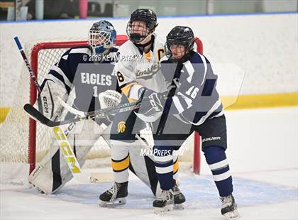 Thumbnail 2 in Wethersfield @ Simsbury (CCC Norh Semifinal) photogallery.