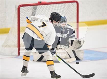 Thumbnail 2 in Wethersfield @ Simsbury (CCC Norh Semifinal) photogallery.