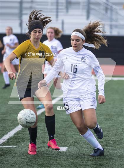Thumbnail 2 in Cabrillo vs Redlands (Best of the West Tournament) photogallery.