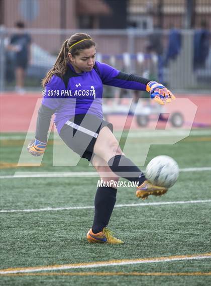 Thumbnail 1 in Cabrillo vs Redlands (Best of the West Tournament) photogallery.