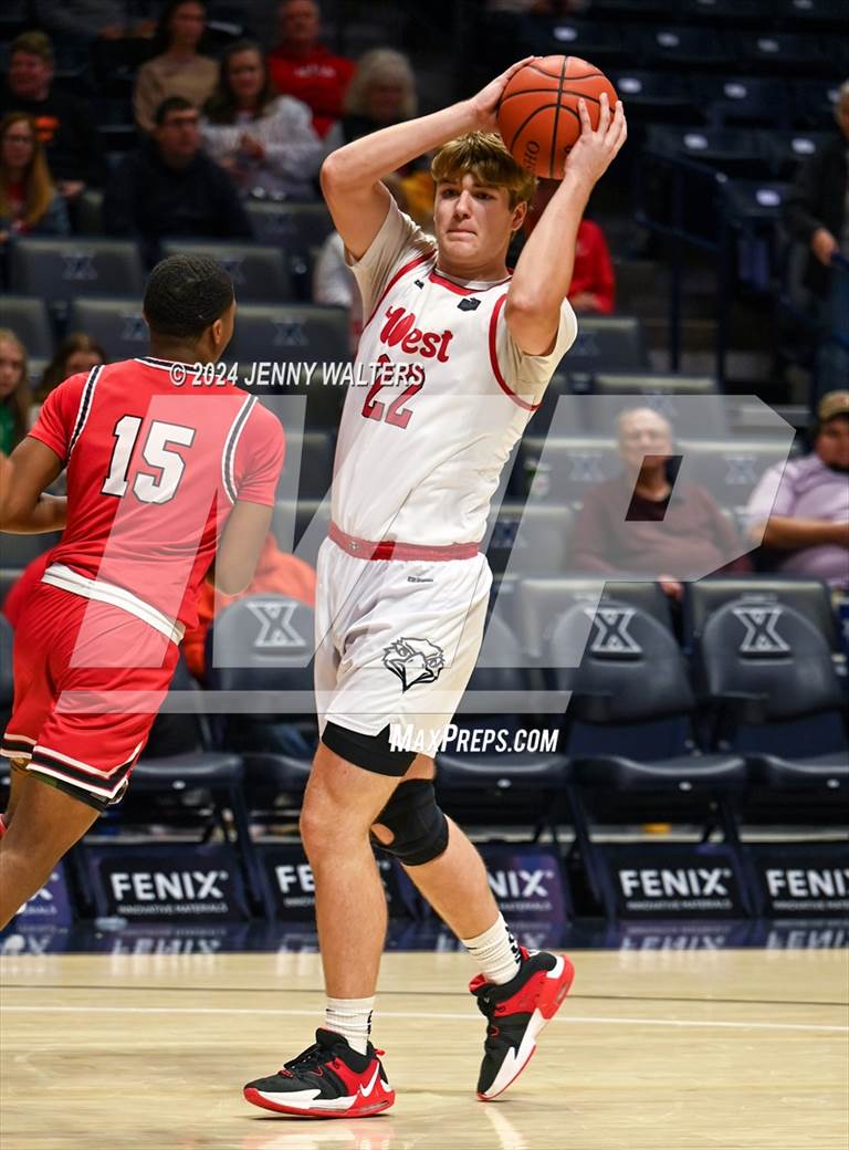 Photo 33 in the Fairfield Lakota West Photo Gallery (52 Photos)