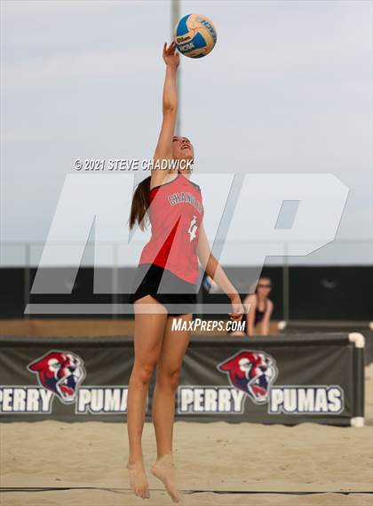 Thumbnail 3 in Chandler Prep vs Arizona College Prep @ Casteel photogallery.