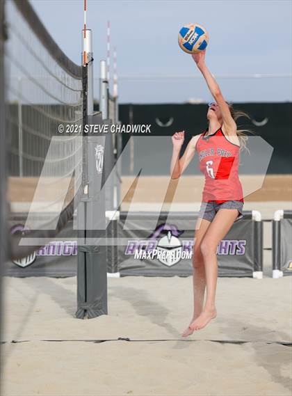 Thumbnail 2 in Chandler Prep vs Arizona College Prep @ Casteel photogallery.