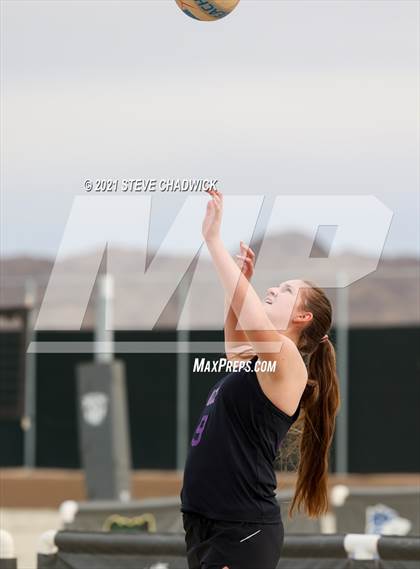 Thumbnail 2 in Chandler Prep vs Arizona College Prep @ Casteel photogallery.