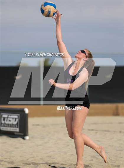 Thumbnail 3 in Chandler Prep vs Arizona College Prep @ Casteel photogallery.