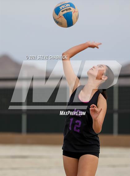 Thumbnail 2 in Chandler Prep vs Arizona College Prep @ Casteel photogallery.