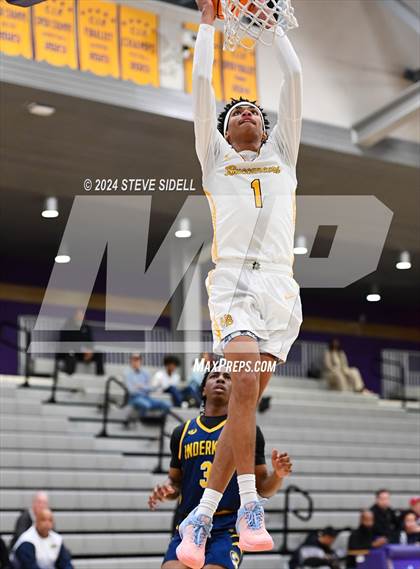 Thumbnail 2 in Mission Bay vs. Inderkum photogallery.