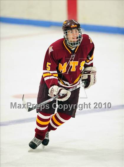 Thumbnail 2 in Sheehan @ Guilford photogallery.