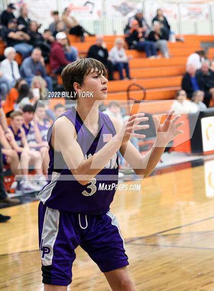Thumbnail 3 in Grand Saline vs LaPoynor photogallery.