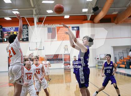 Thumbnail 3 in Grand Saline vs LaPoynor photogallery.