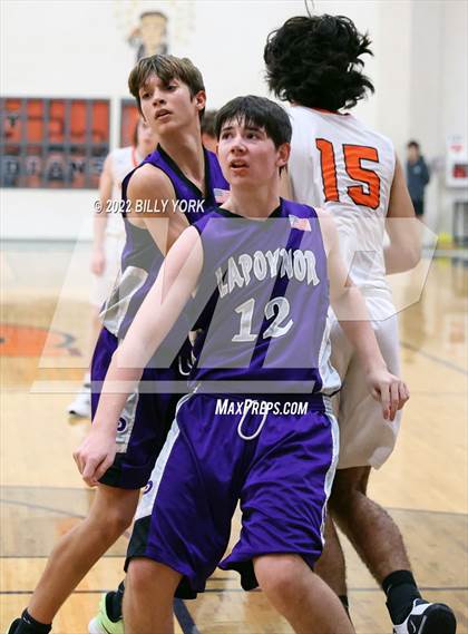 Thumbnail 2 in Grand Saline vs LaPoynor photogallery.