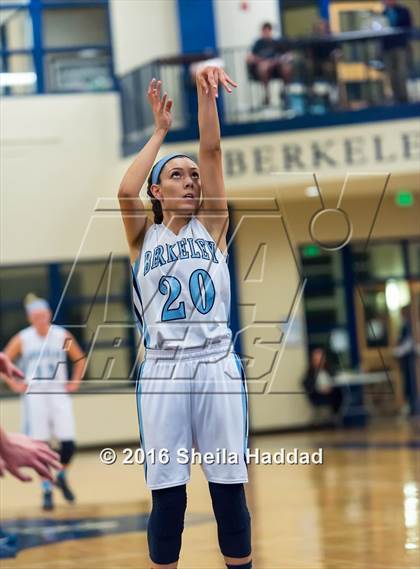 Thumbnail 2 in Cardinal Mooney @ Berkeley Prep photogallery.