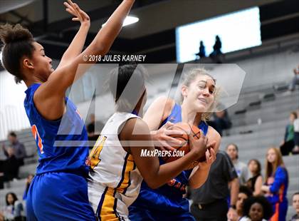 Thumbnail 1 in Durango vs Bishop Gorman photogallery.