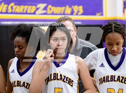 Thumbnail 3 in Durango vs Bishop Gorman photogallery.